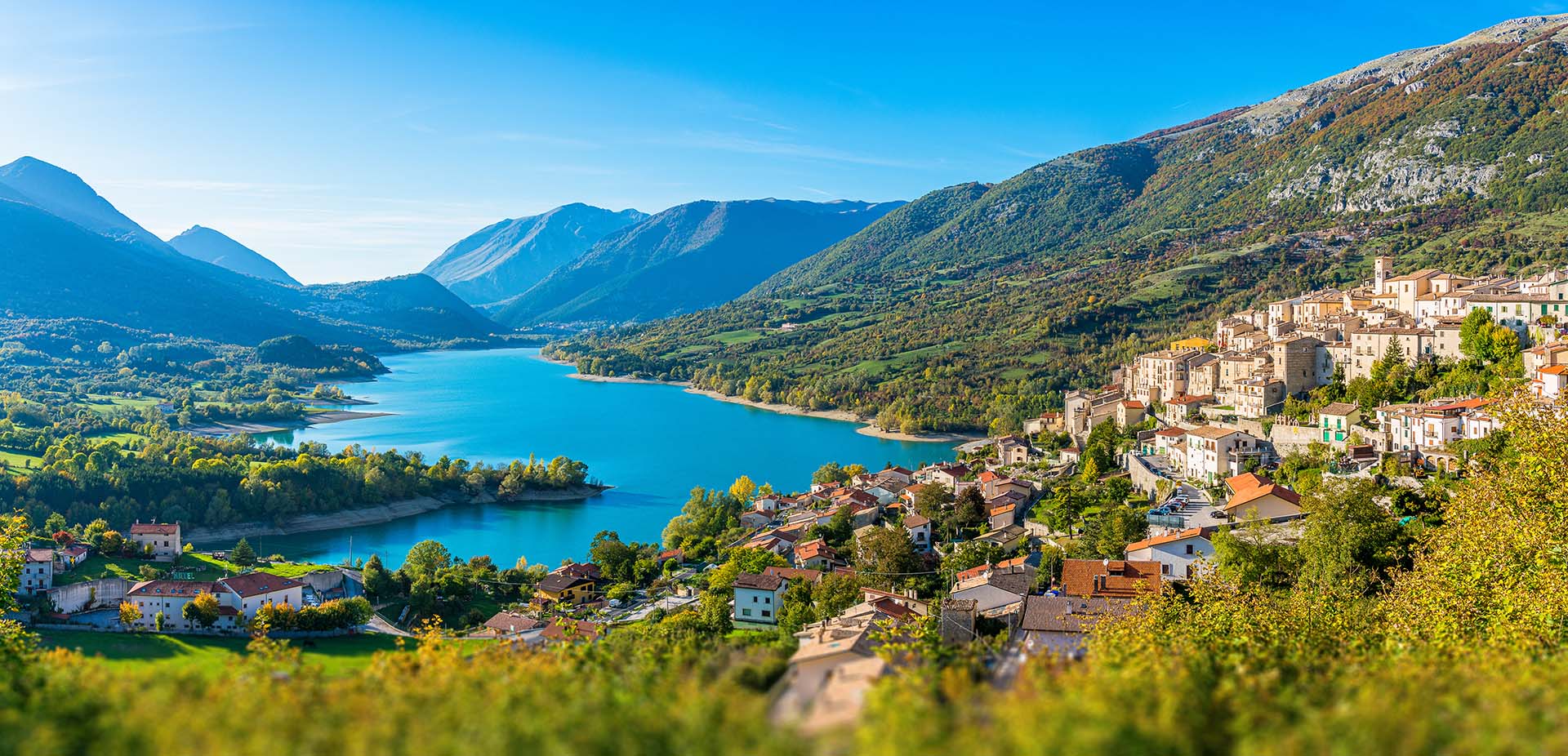 Lago di Barrea in Abruzzo